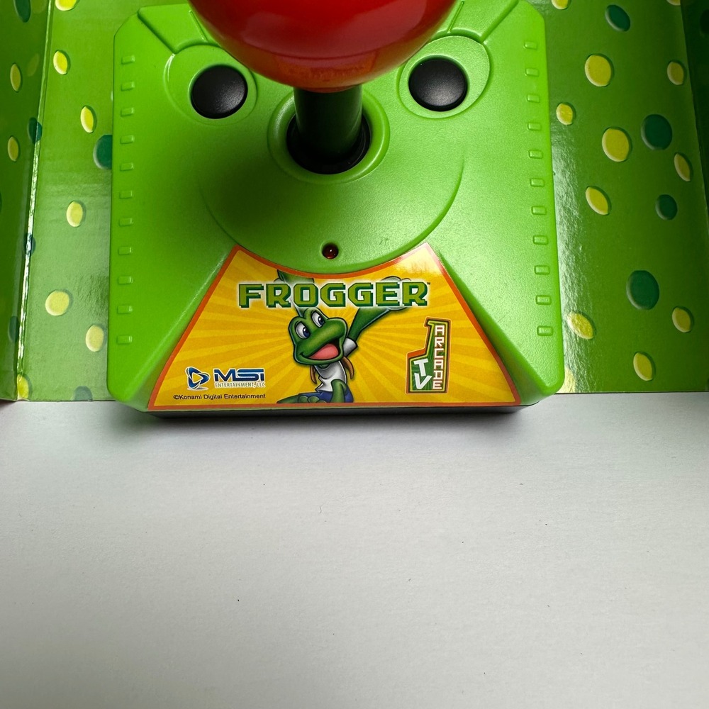 MSI Entertainment Frogger TV Arcade Plug and Play Video Game Retro Joystick - Picture 3 of 6